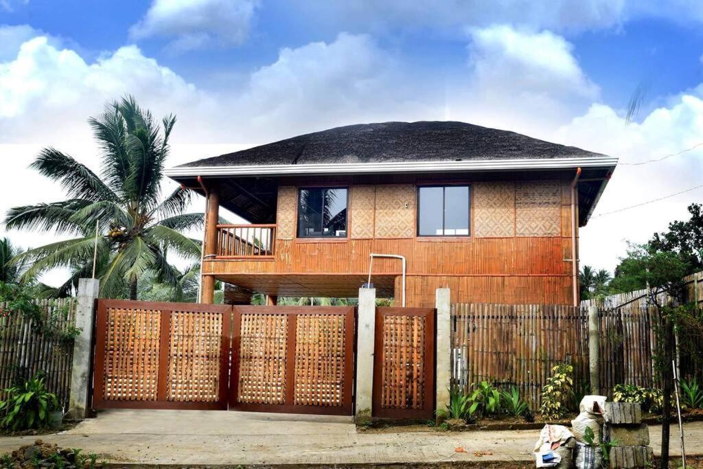 Modern Bahay Kubo In A Farm Near Tagaytay Villa Tagaytay City Exterior foto